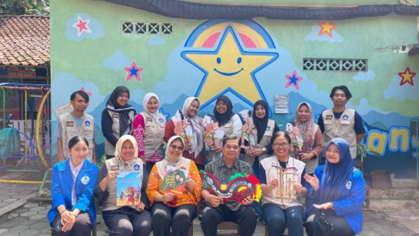 Tim PkM UMBY Manfaatkan Kearifan Lokal Untuk Tumbuhkan Literasi Budaya pada Anak